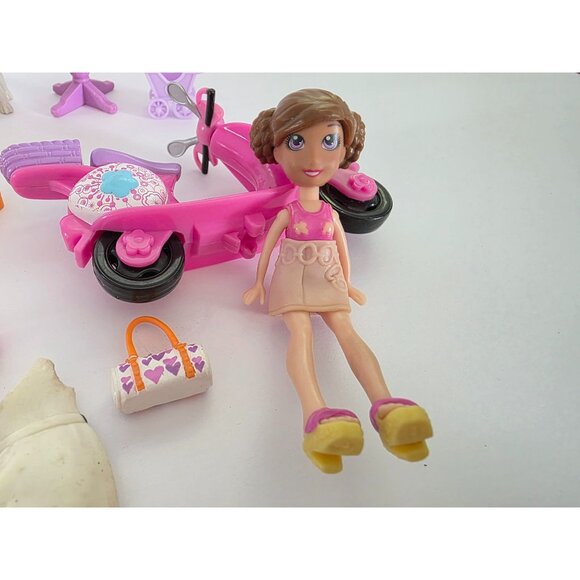 Polly Pocket Doll With Accessories & Outfits Set 33 pc lot - Picture 3 of 7